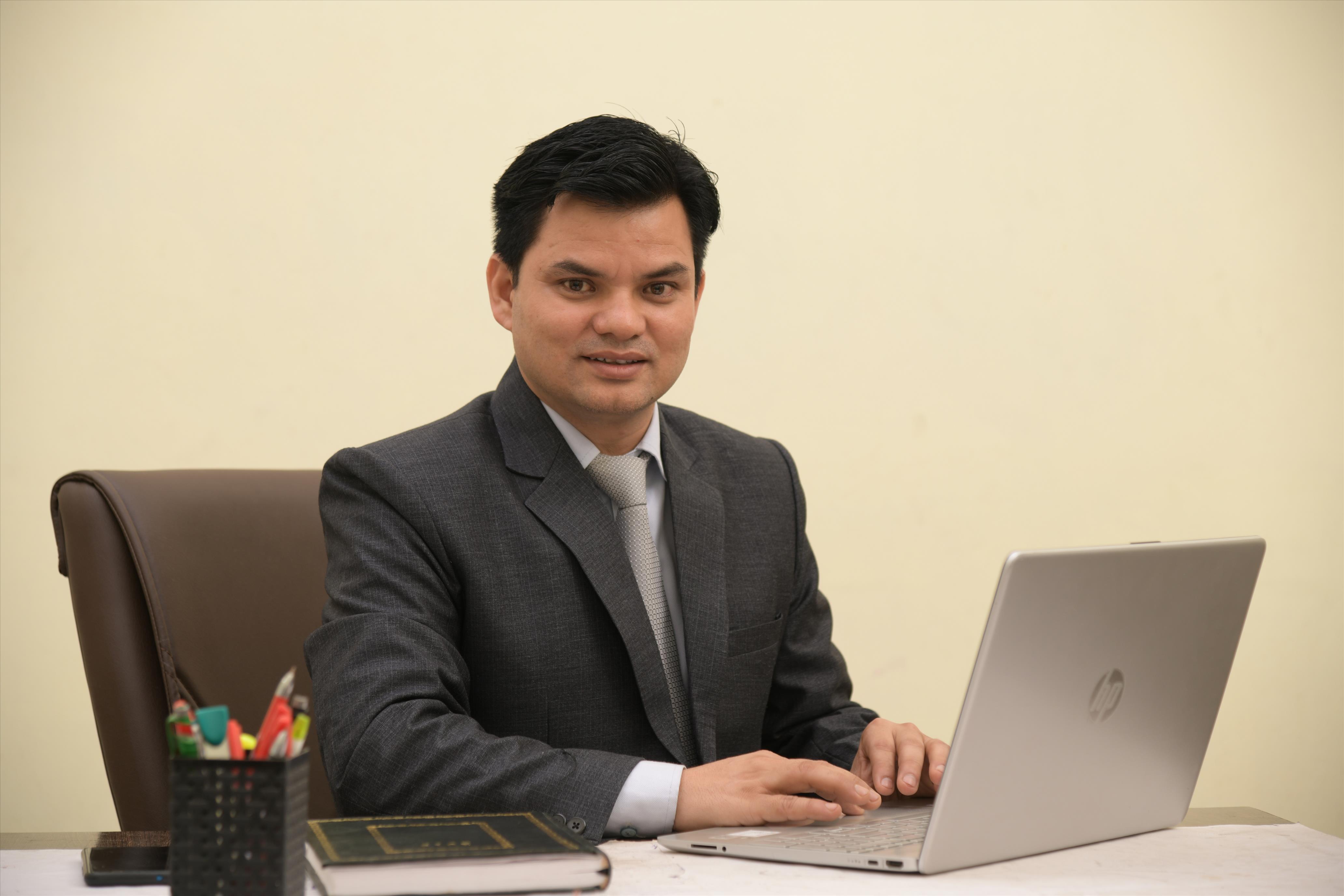 Mr. Mahavir Singh Rawat